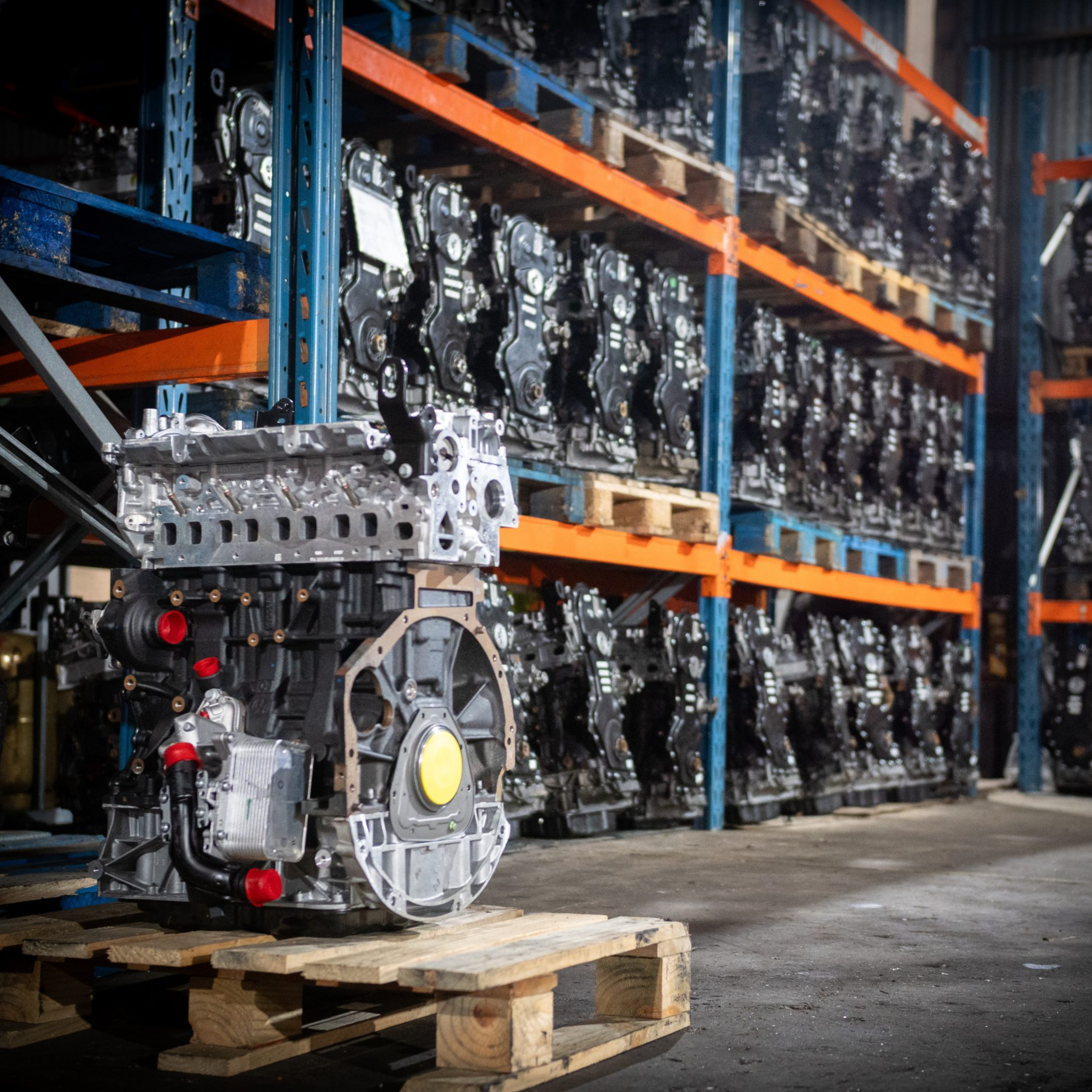 Moteur reconditionné vs moteur neuf : Quelle est la différence de performance ?