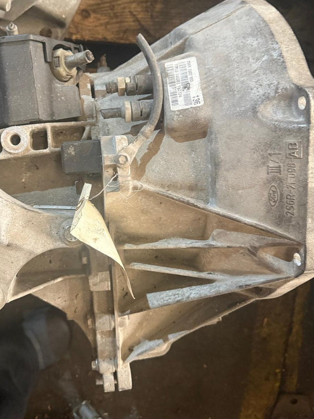 Boite de vitesse 2S6R